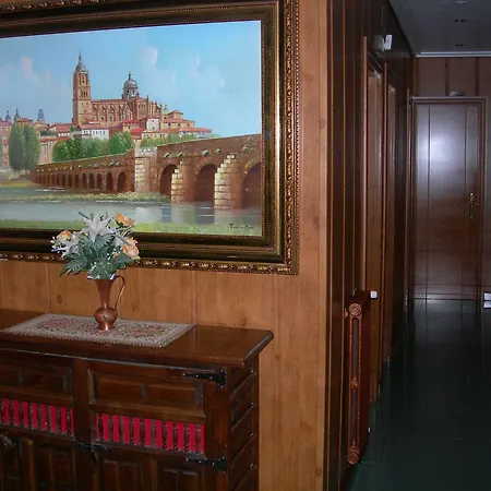 Estefania 3* סלאמנקה