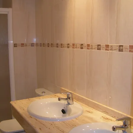 Estefania בית הארחה