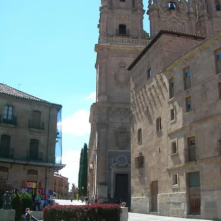 בית הארחה Estefania סלאמנקה