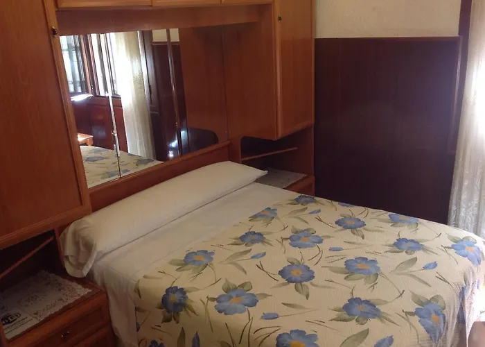 Estefania Pensión 3*